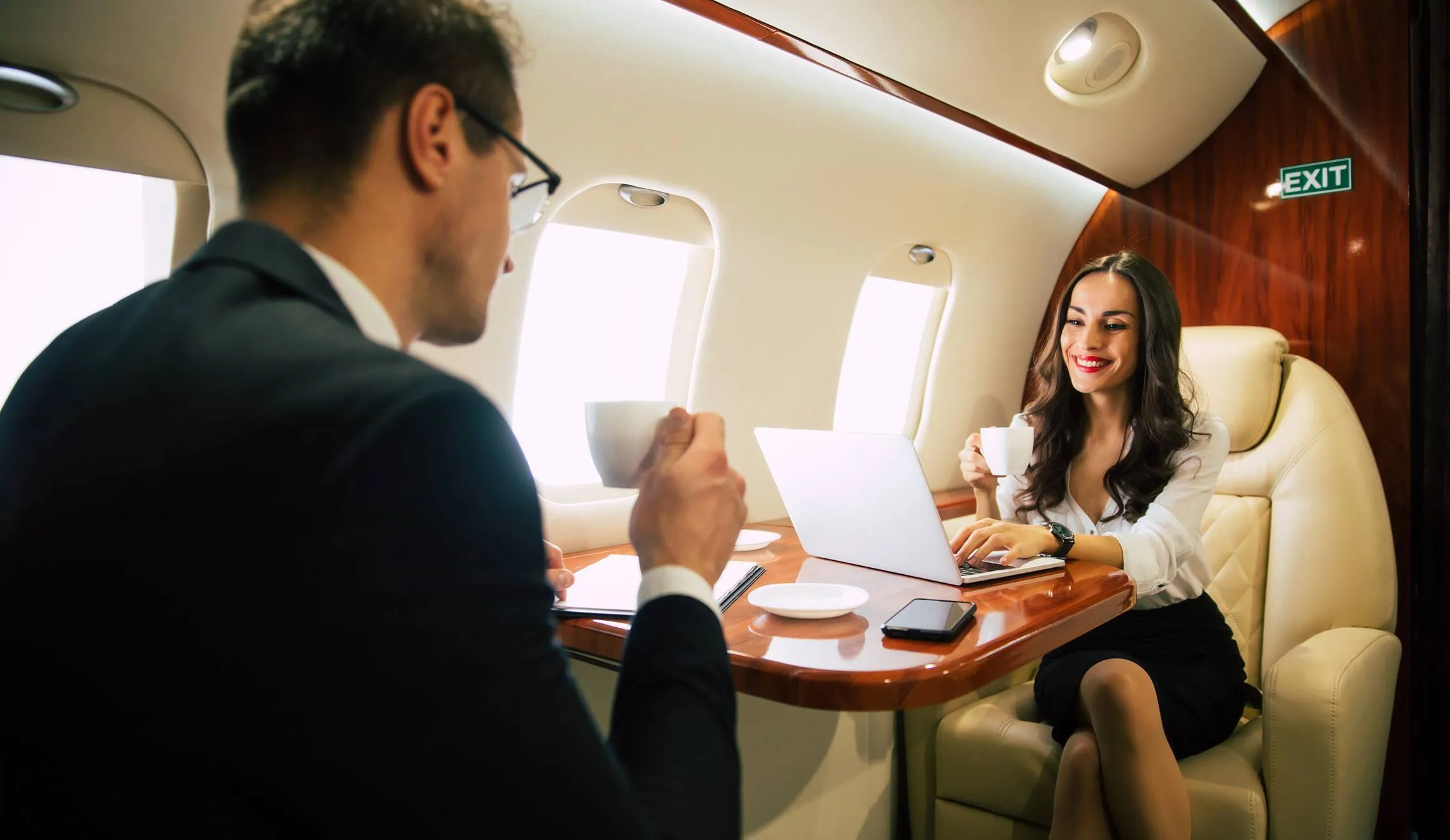 homme affaires jet privé